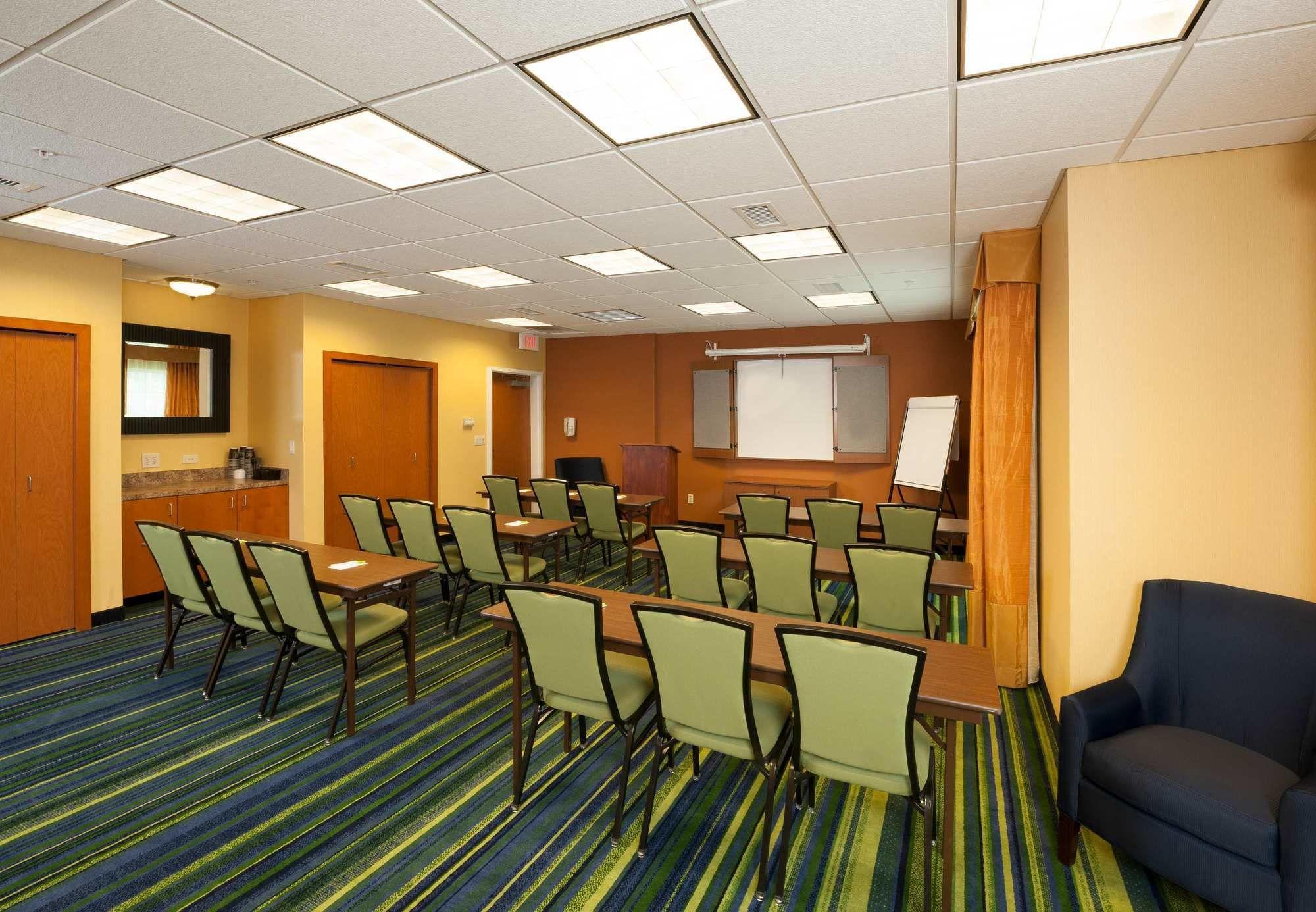 Fairfield Inn & Suites By Marriott Brunswick Freeport Exteriör bild