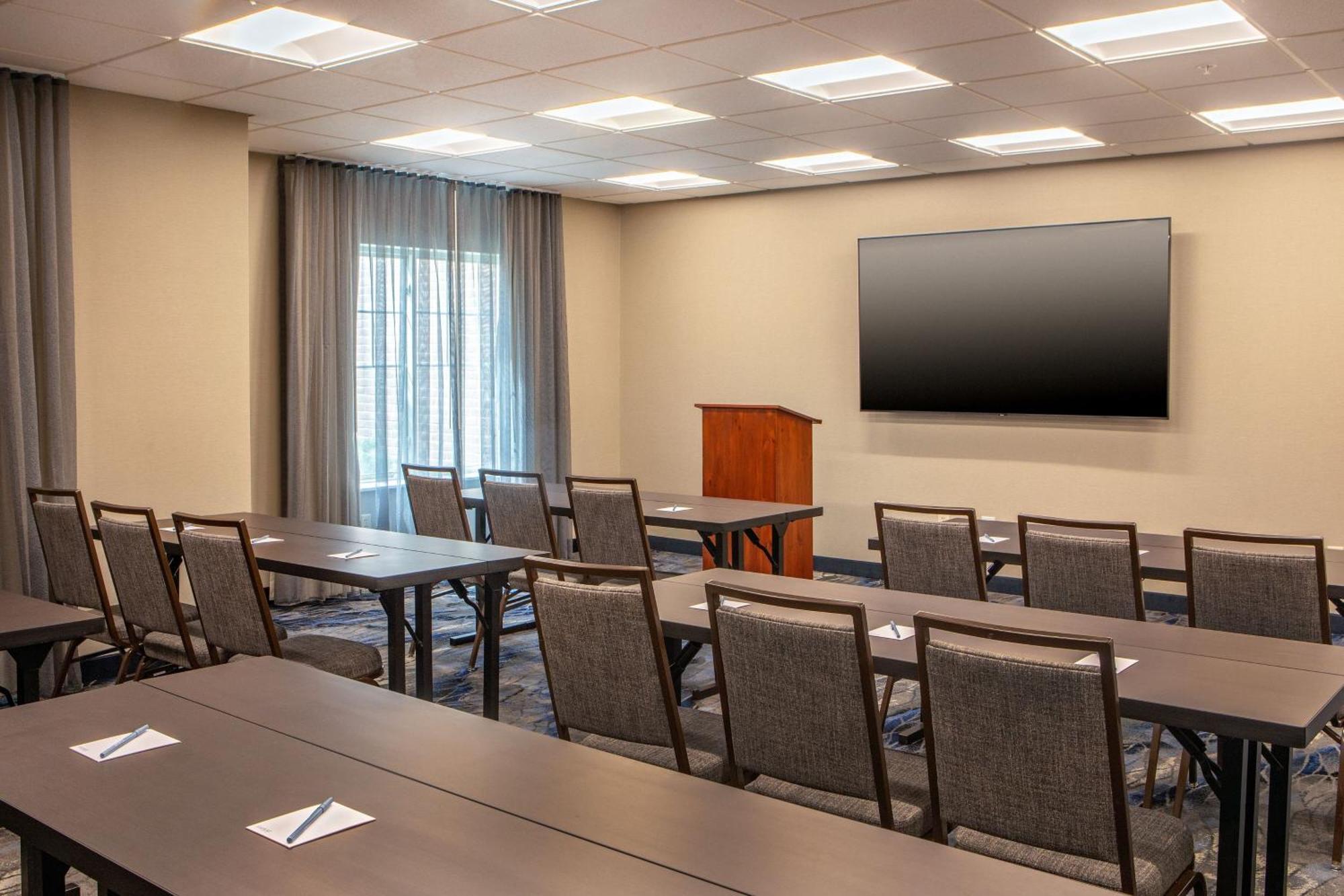 Fairfield Inn & Suites By Marriott Brunswick Freeport Exteriör bild