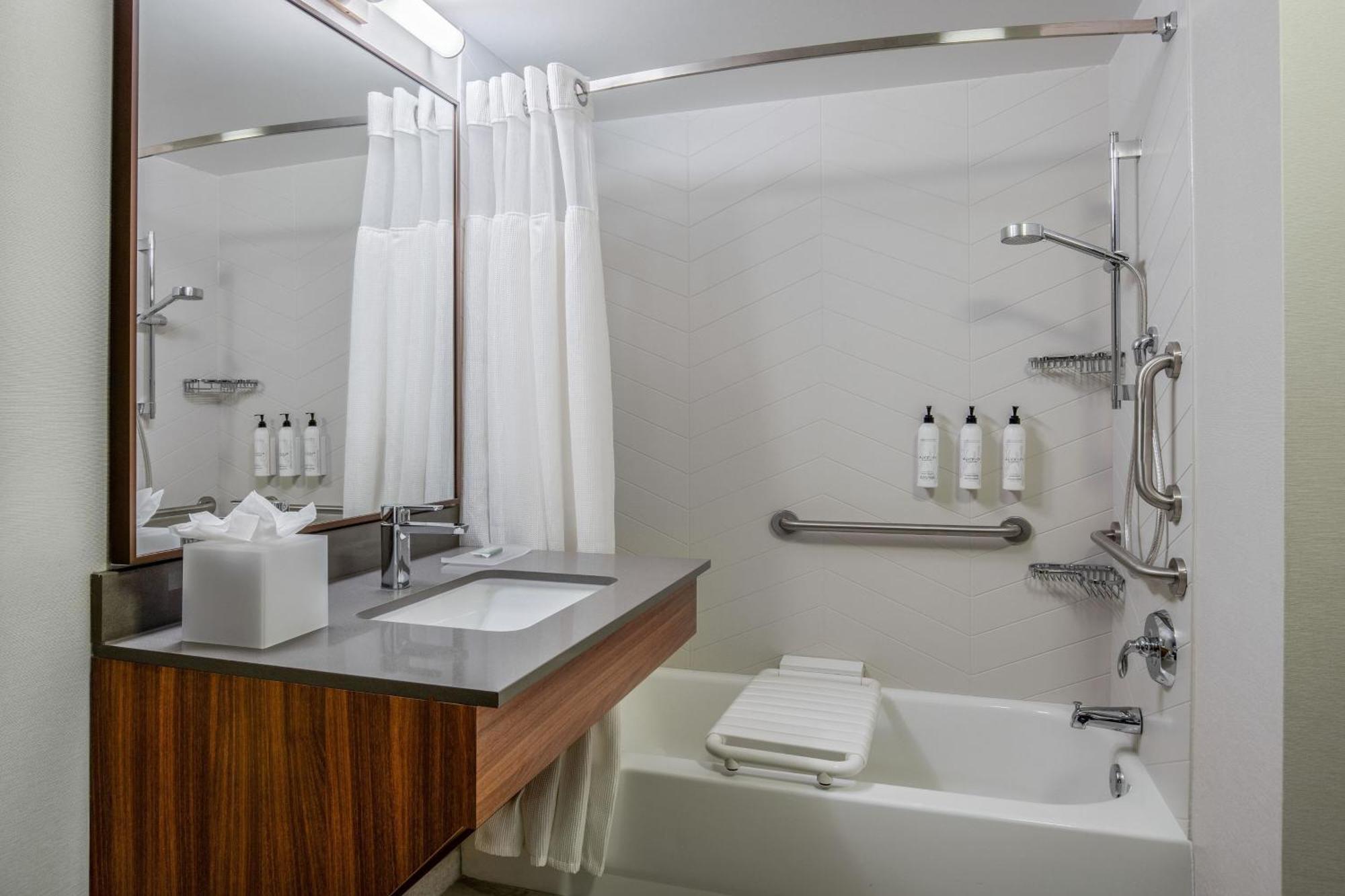 Fairfield Inn & Suites By Marriott Brunswick Freeport Exteriör bild