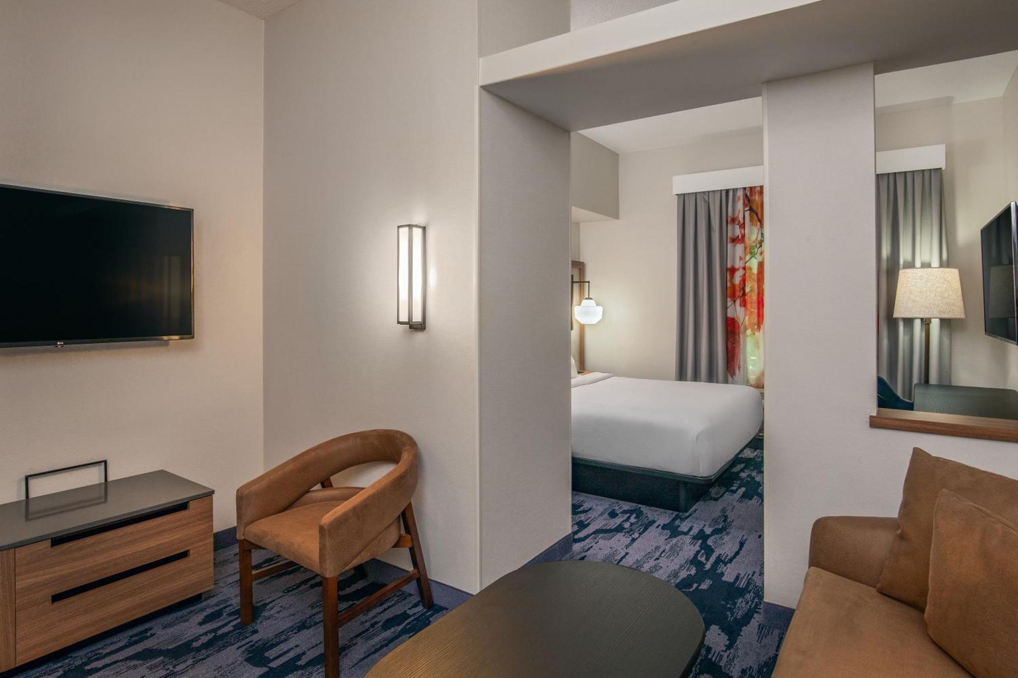 Fairfield Inn & Suites By Marriott Brunswick Freeport Exteriör bild