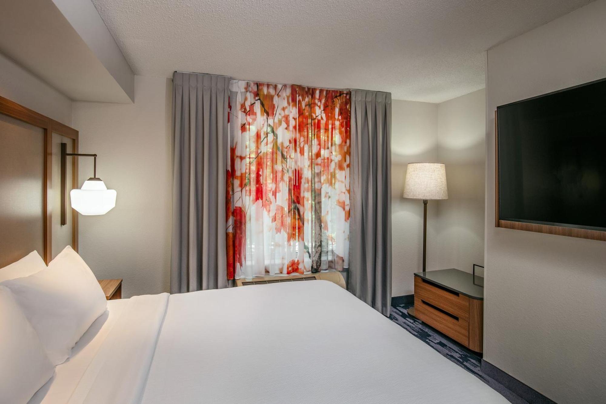 Fairfield Inn & Suites By Marriott Brunswick Freeport Exteriör bild