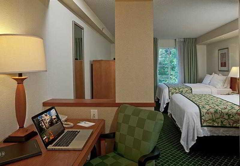 Fairfield Inn & Suites By Marriott Brunswick Freeport Rum bild