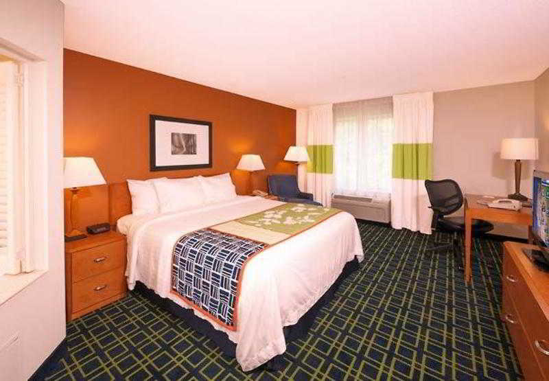 Fairfield Inn & Suites By Marriott Brunswick Freeport Exteriör bild